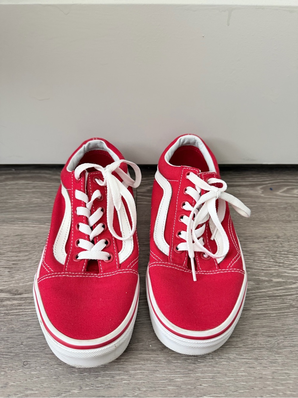 Red Vans Old Skool - Size 4.5 in men - 6 in women